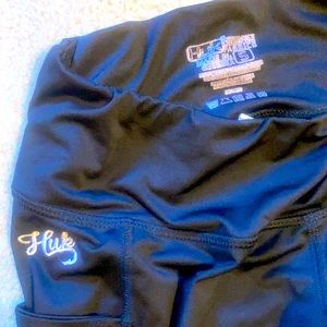 Huk women’s fishing leggings SMALL